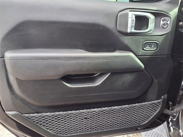 2021 Jeep Wrangler Unlimited Sahara Altitude