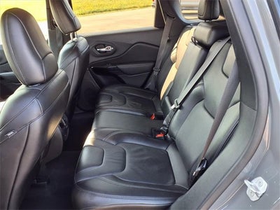 2023 Jeep Cherokee Altitude Lux