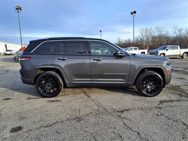 2023 Jeep Grand Cherokee Summit Reserve
