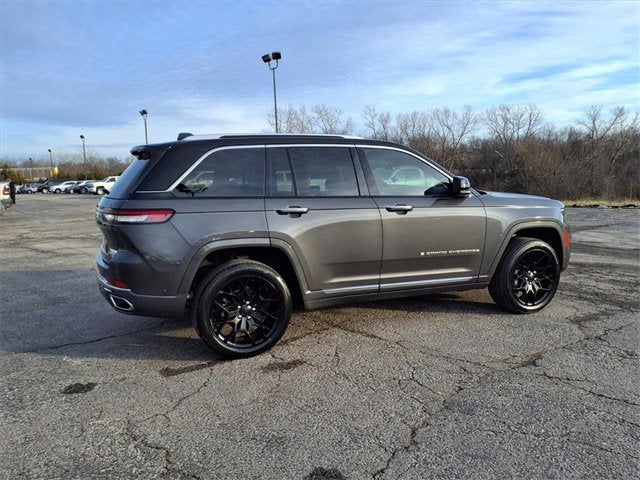 2023 Jeep Grand Cherokee Summit Reserve