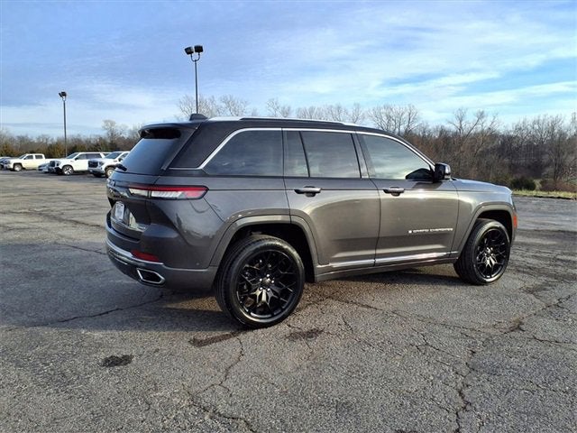 2023 Jeep Grand Cherokee Summit Reserve