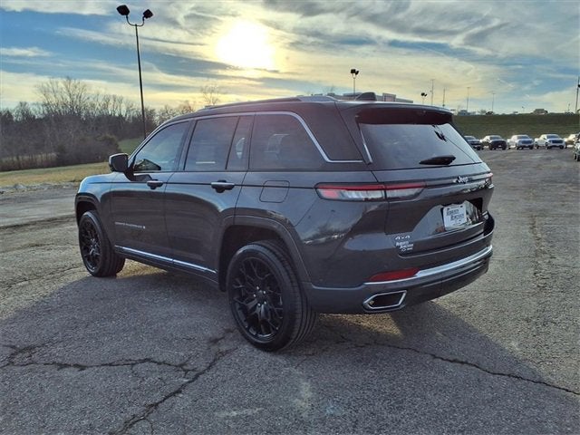2023 Jeep Grand Cherokee Summit Reserve