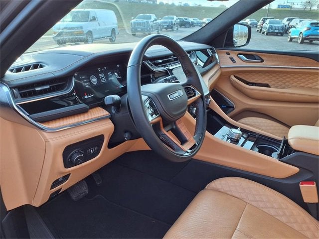 2023 Jeep Grand Cherokee Summit Reserve