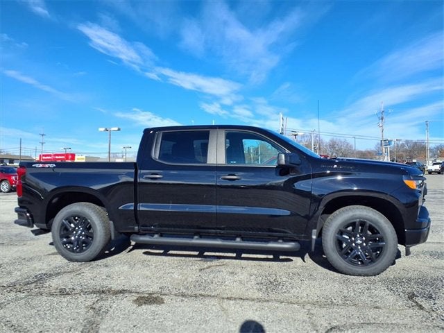 2025 Chevrolet Silverado 1500 Custom
