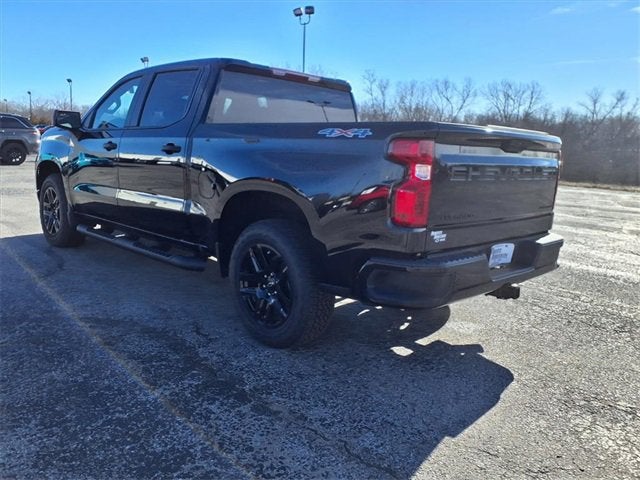 2025 Chevrolet Silverado 1500 Custom