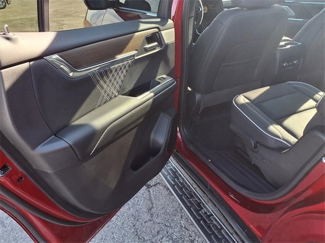 2024 GMC Acadia Denali