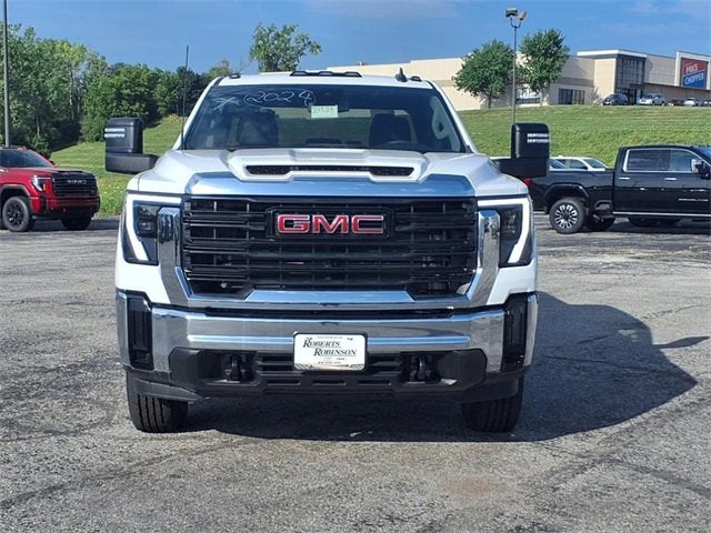 2024 GMC Sierra 2500 HD Pro