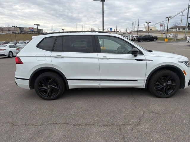 2023 Volkswagen Tiguan SE R-Line Black