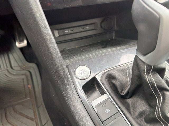 2023 Volkswagen Tiguan SE R-Line Black