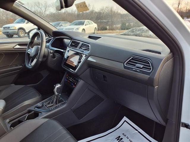 2023 Volkswagen Tiguan SE R-Line Black