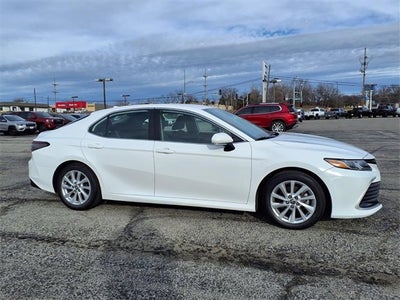 2023 Toyota Camry LE