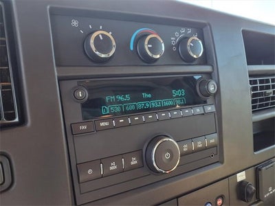 2025 GMC Savana Cutaway 3500 1WT