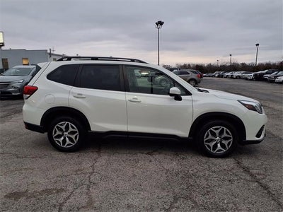 2022 Subaru Forester Premium