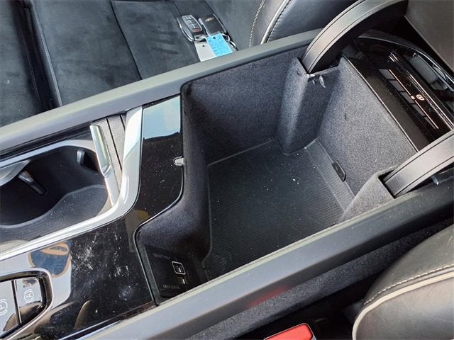 2019 Volvo XC90 R-Design