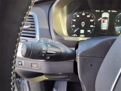 2019 Volvo XC90 R-Design