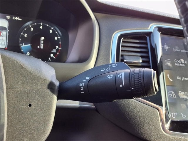 2019 Volvo XC90 R-Design