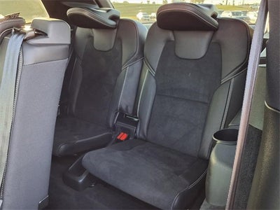 2019 Volvo XC90 R-Design